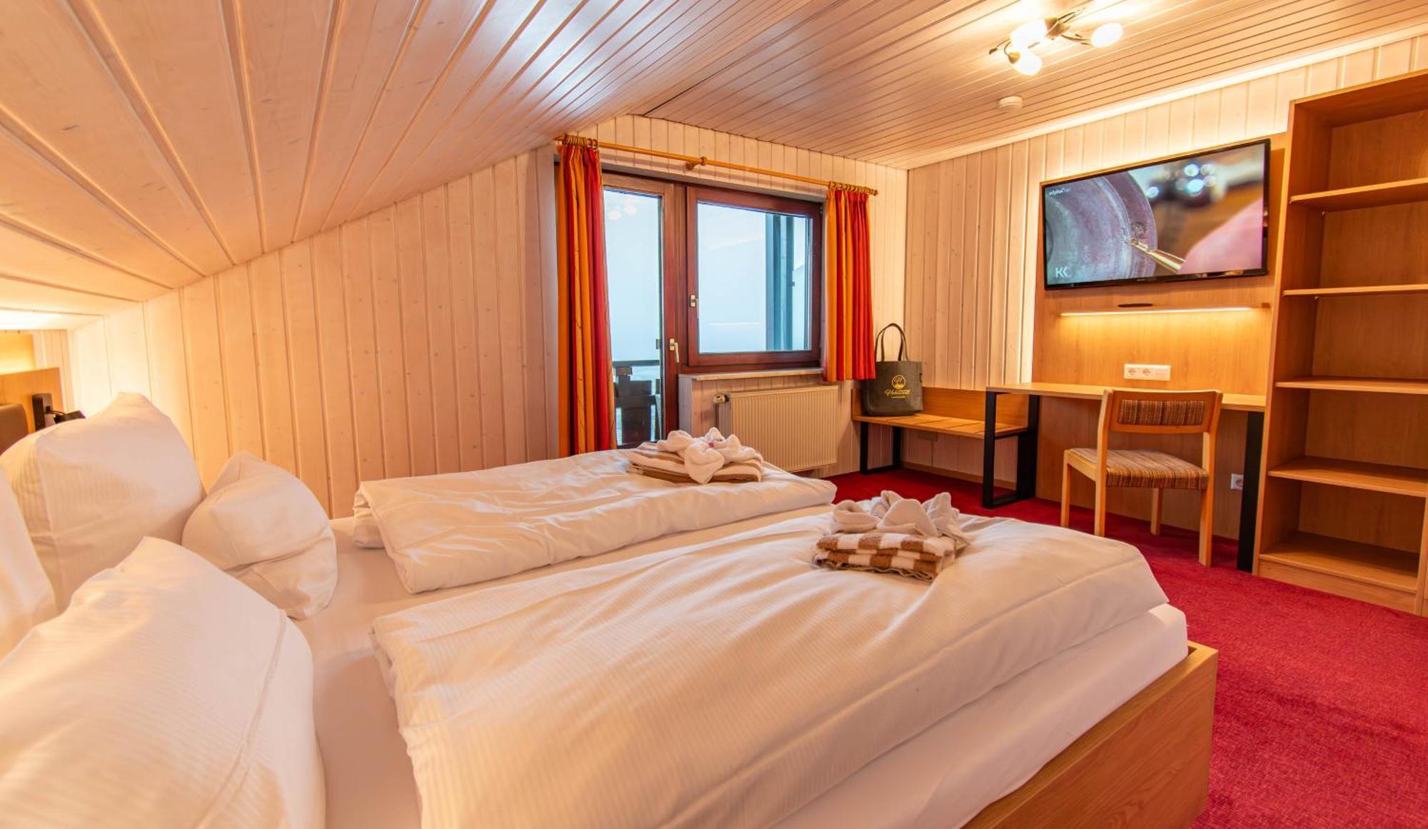 Wellnesshotel Hohenrodt โลซบวร์ก ภายนอก รูปภาพ